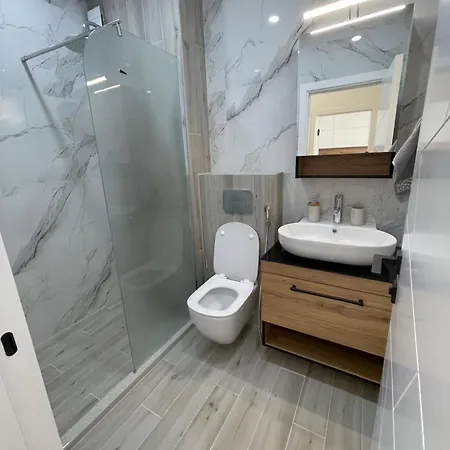 сарафово Family