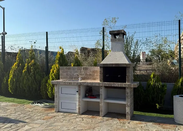 сарафово Family Apartman